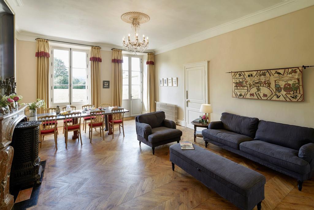 Bed and Breakfast Abbaye Du Palais Thauron Екстер'єр фото