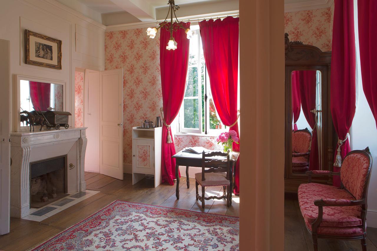 Bed and Breakfast Abbaye Du Palais Thauron Екстер'єр фото